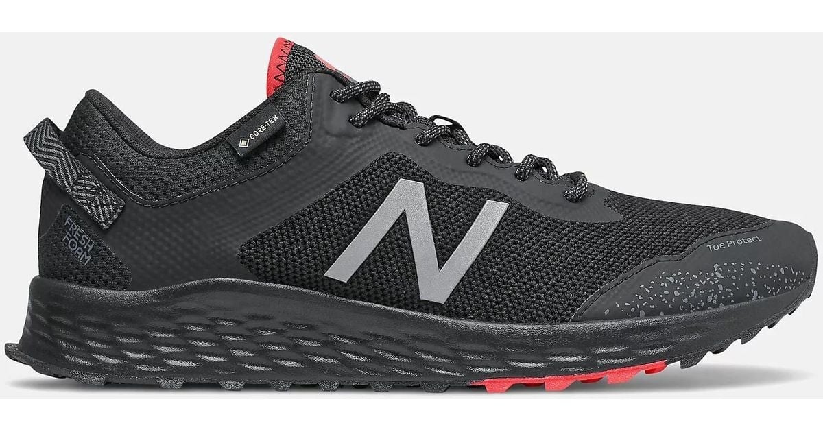 New Balance S Wide Fit Mtarisgb Waterproof Goretex Trainers in Black