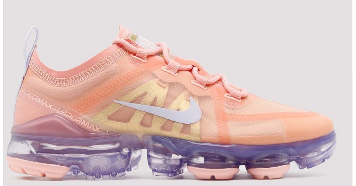 vapormax bleached coral