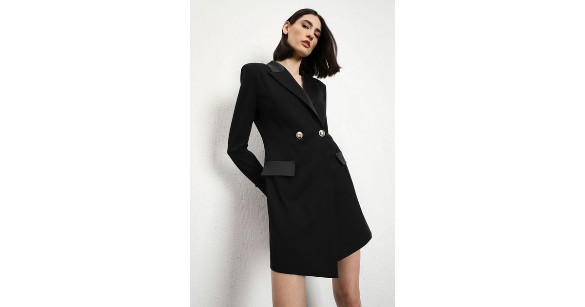 Abito blazer doppiopetto con fondo asimmetrico di Imperial in Nero Lyst