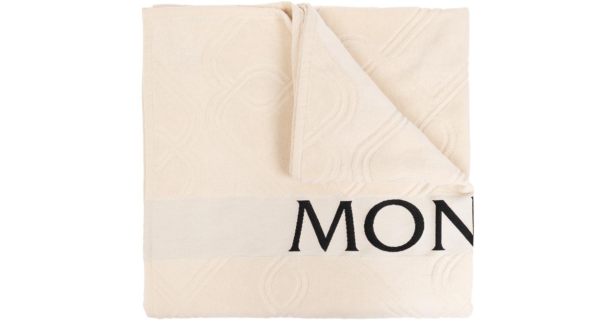 Moncler towel hotsell