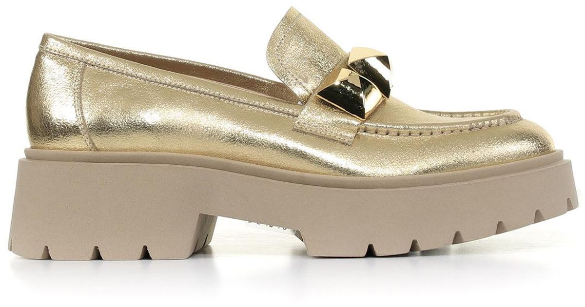 Janet & Janet Laminated Nappa Leather Loafer With Studs | Lyst UK