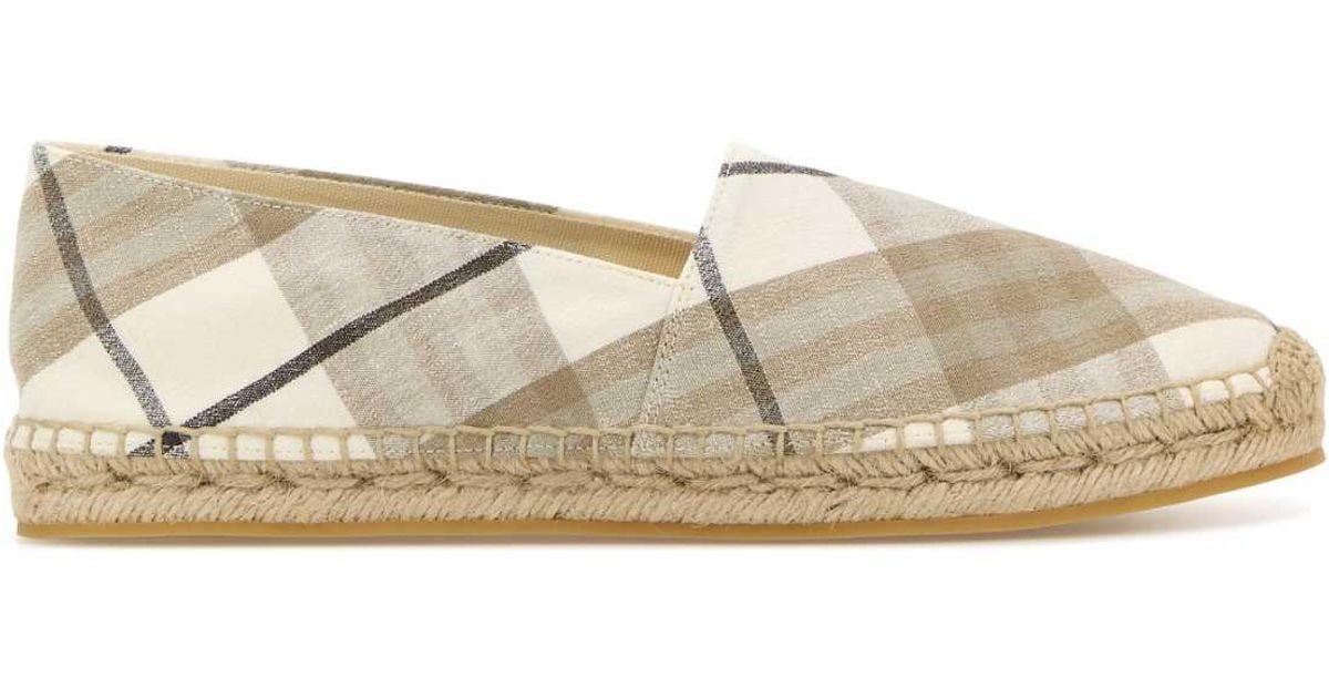 スリッポン Burberry Embroidered canvas Mews Check espadrilles Burberry Embroidered canvas check espadrilles | The Fashion