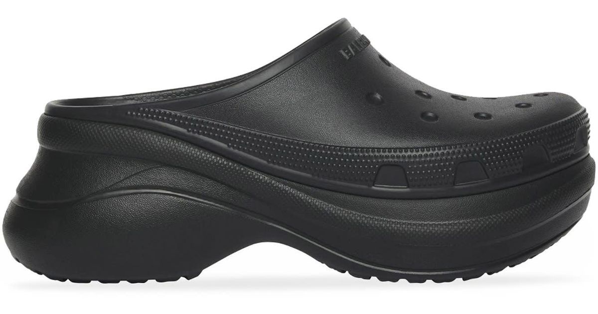 balenciaga crocs black