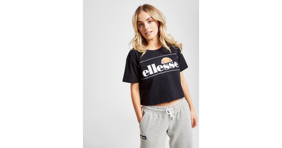 Ellesse Black Piping Panel Crop T shirt Ellesse Black Piping Panel Crop T shirt