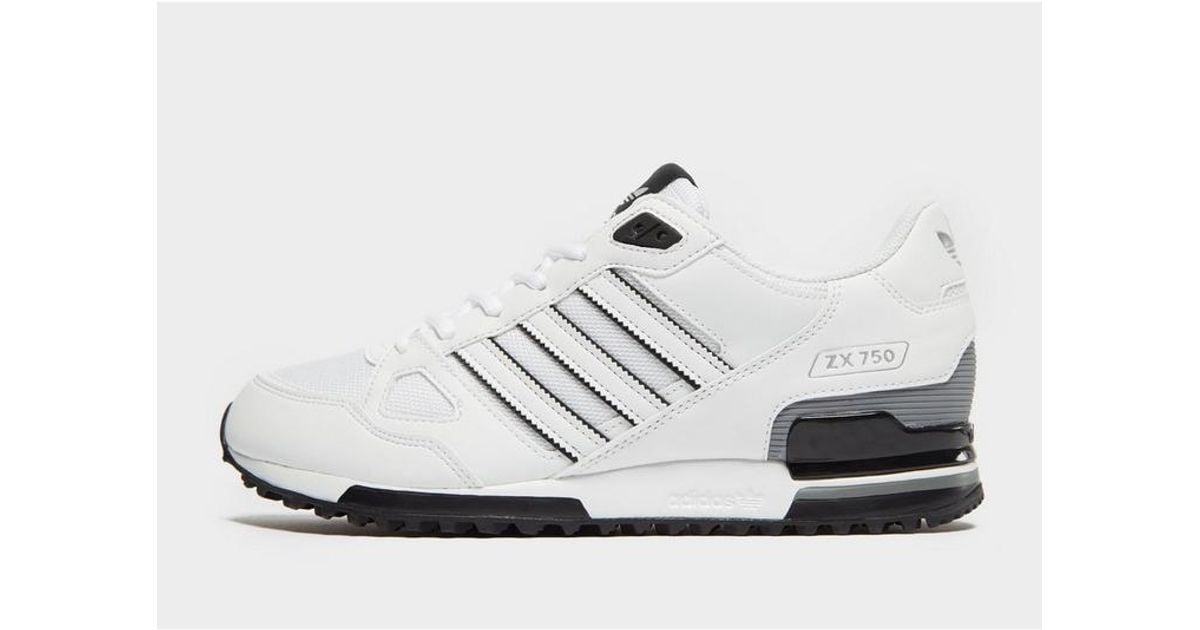 zx 750 black and white