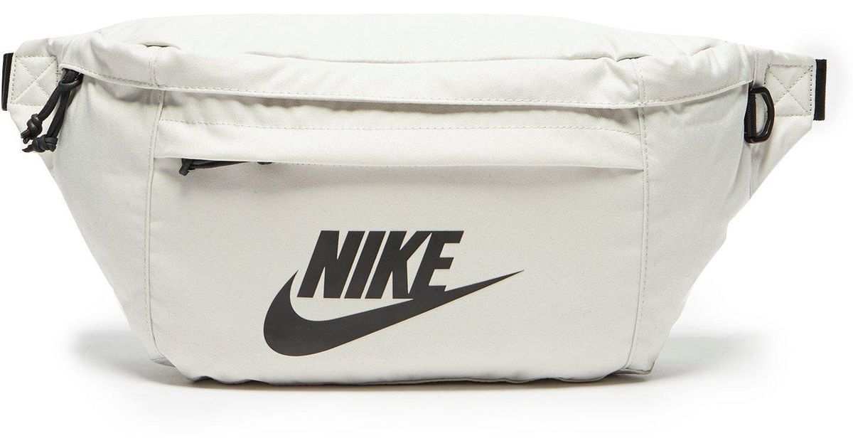 Nike Synthetic Tech Waist Bag in White 