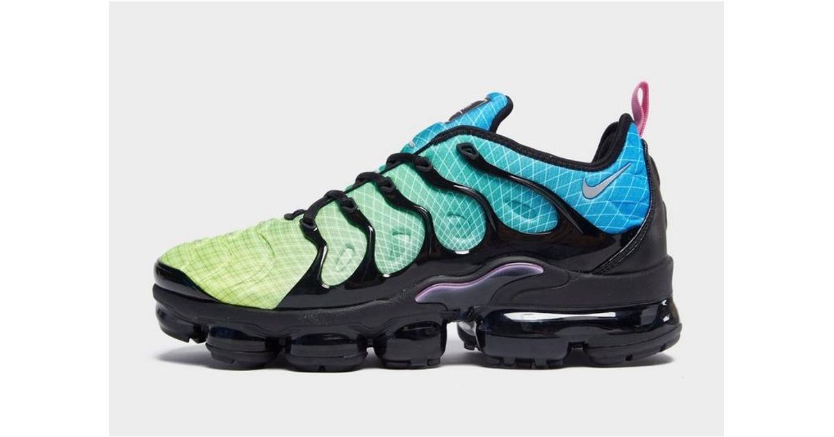 nike vapormax plus blue and green