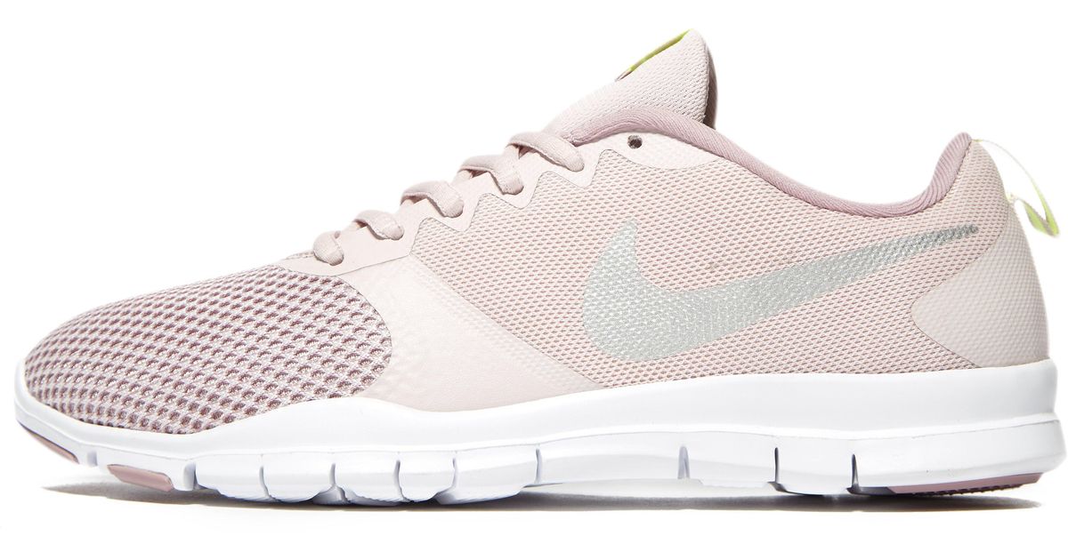 flex essential tr nike