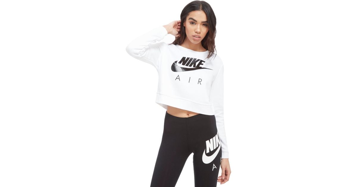 nike crop sweatshirt