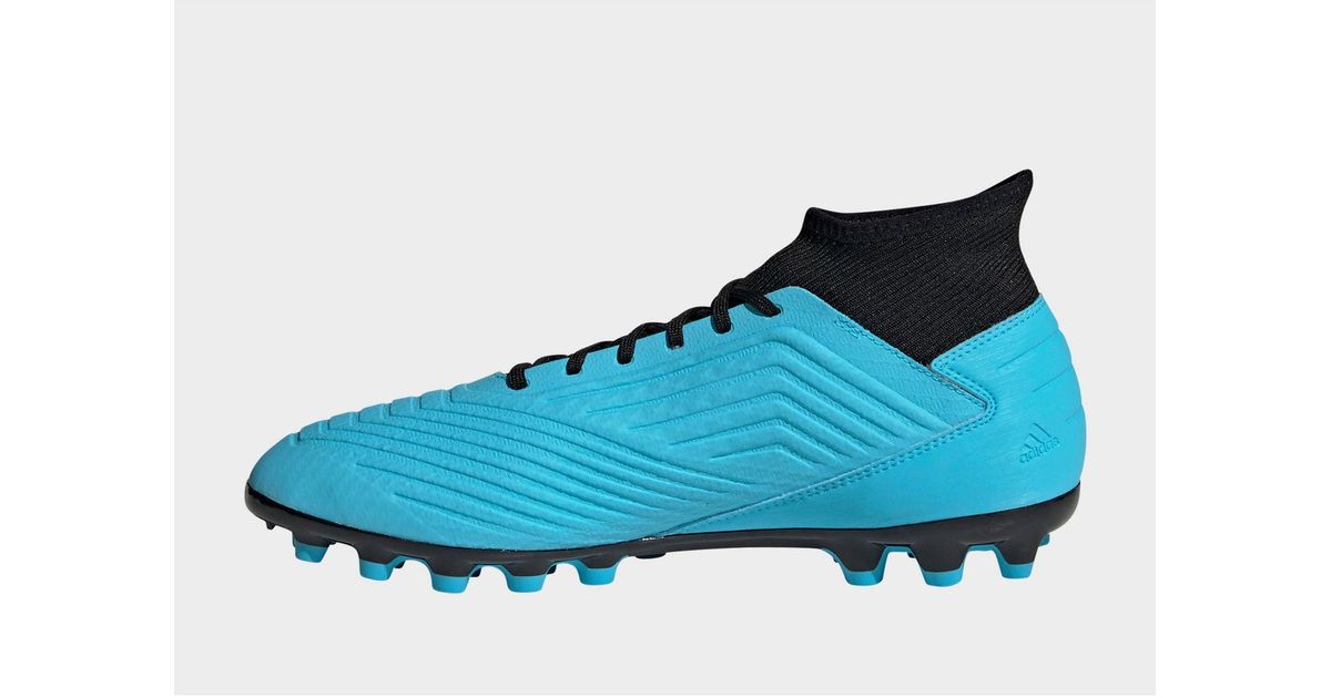 predator 19.3 artificial grass