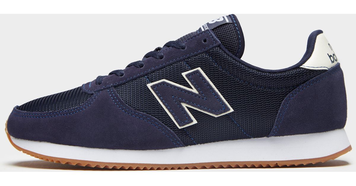 new balance 220 contrasted