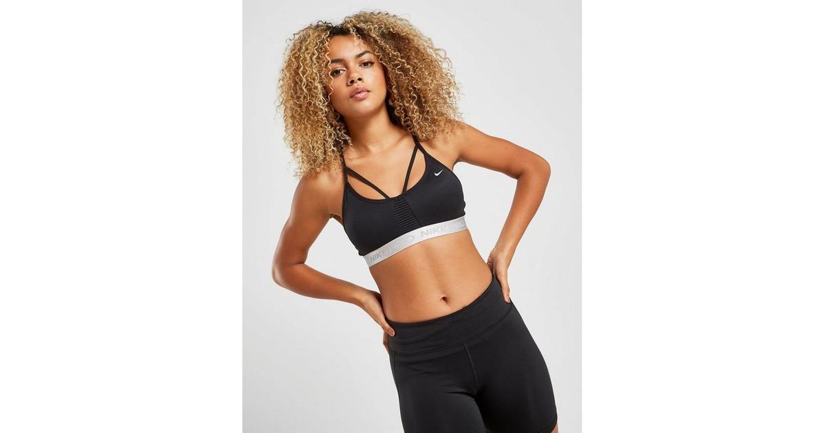 nike indy aeroadapt bra