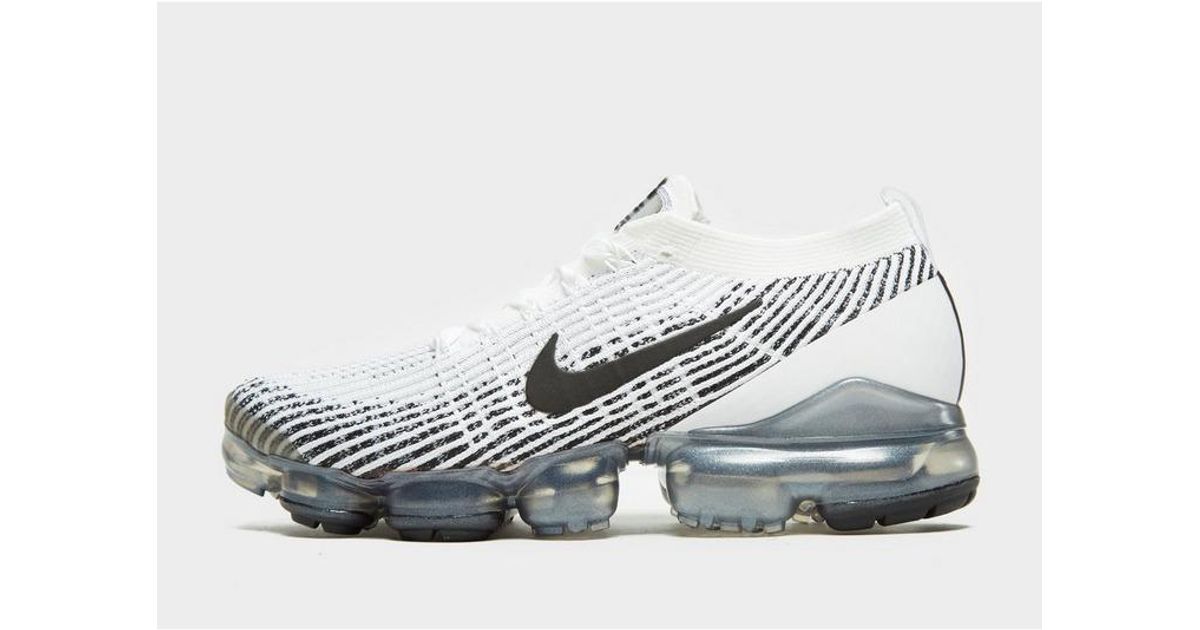 vapormax flyknit 3 white and black