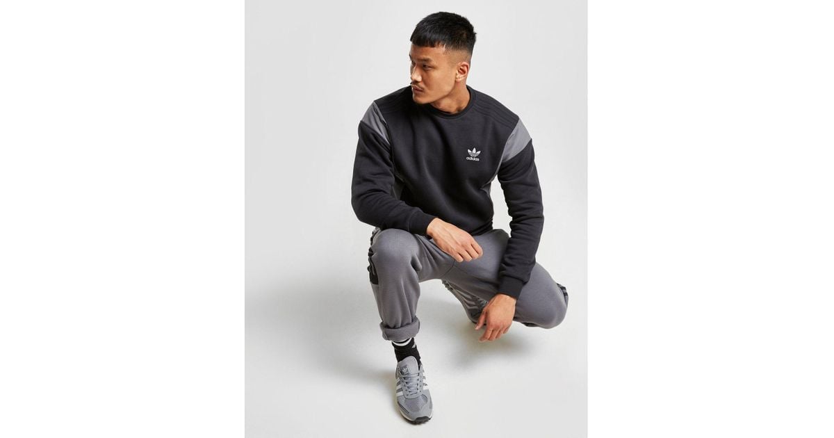adidas originals street run crew sweatshirt