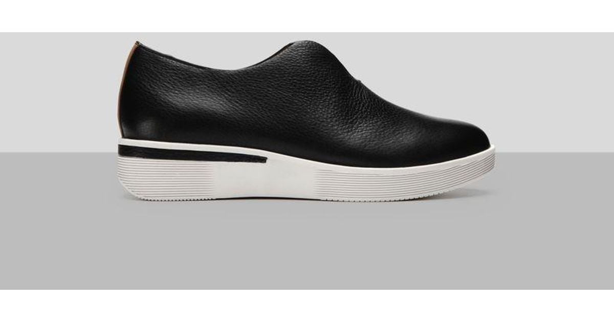 Lyst - Kenneth Cole Gentle Souls By Kenneth Cole Hanna Leather Slip-on ...