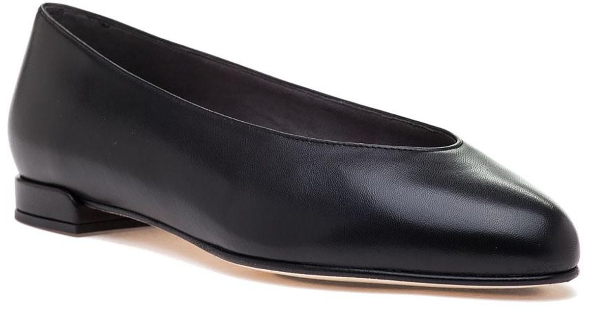 stuart weitzman black flats