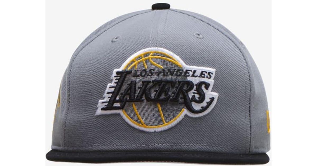 grey lakers hat