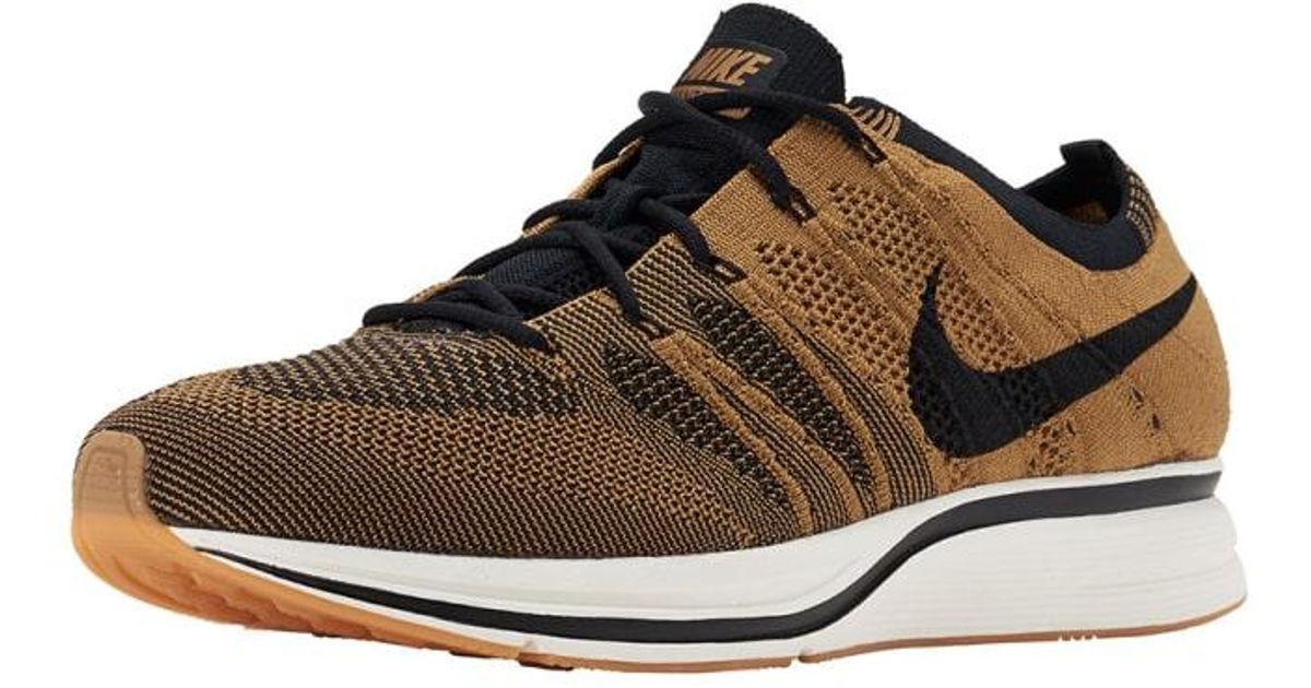 flyknit trainer beige