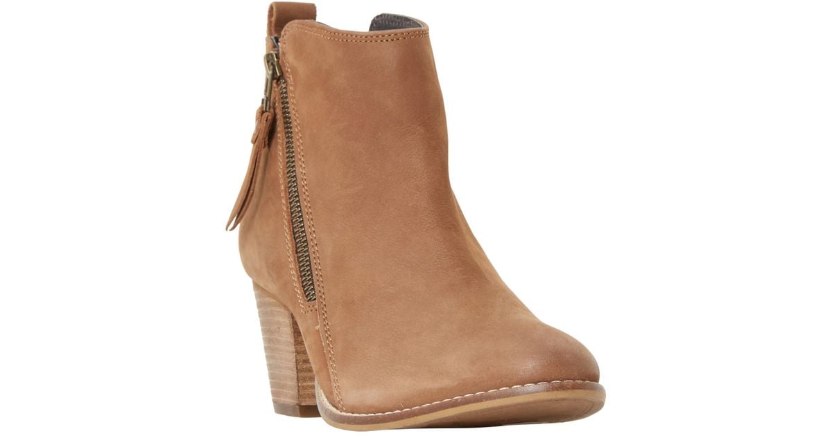 dune pontoon boots