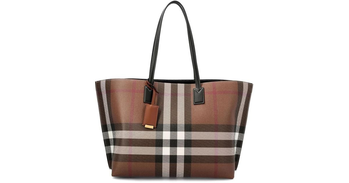 Burberry reversible tote medium deals