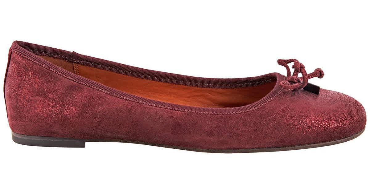 red coach flats