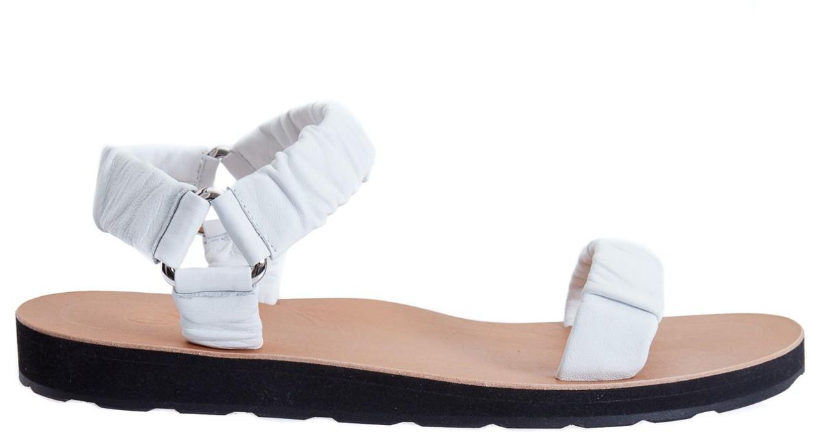 nike tiempo legend 8