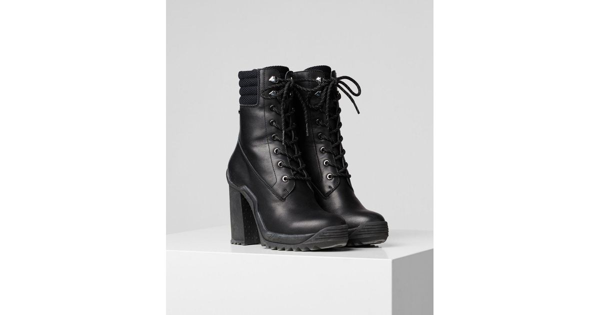 karl lagerfeld voyage boots