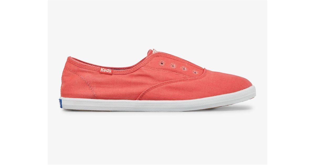 keds chillax slip on sneaker