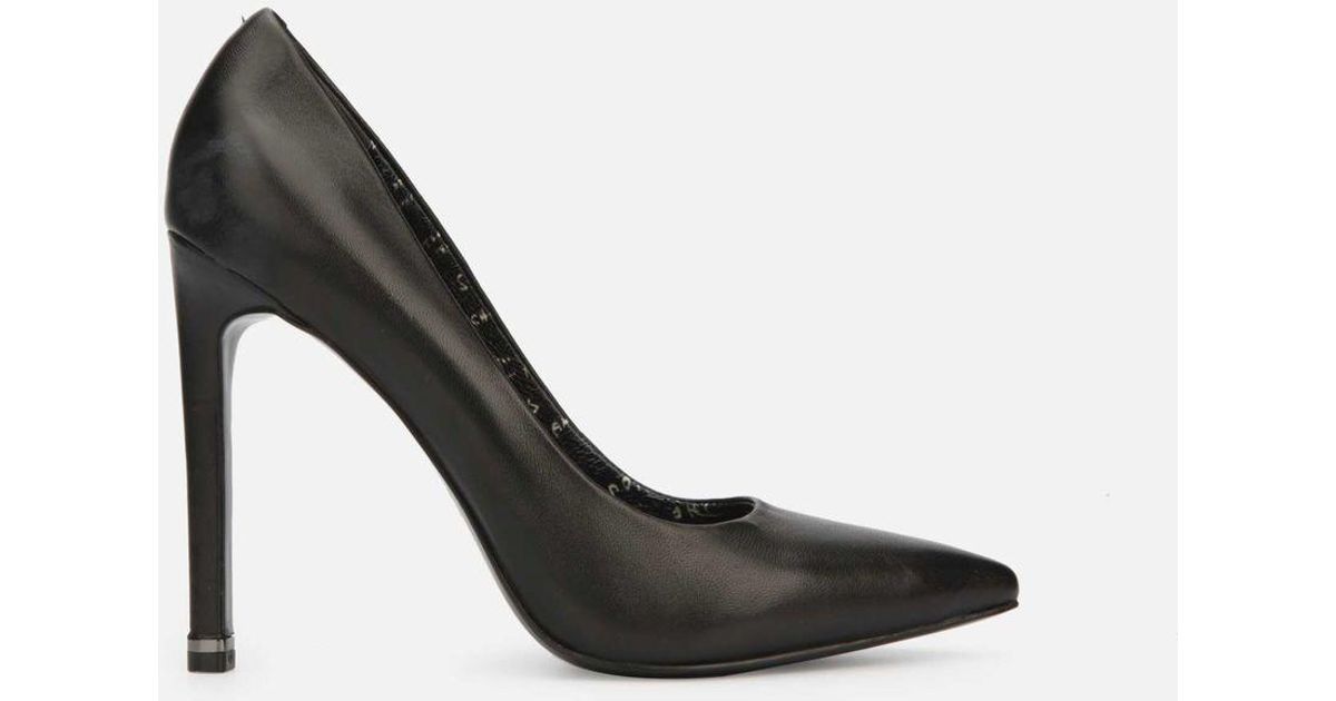 kenneth cole black pumps