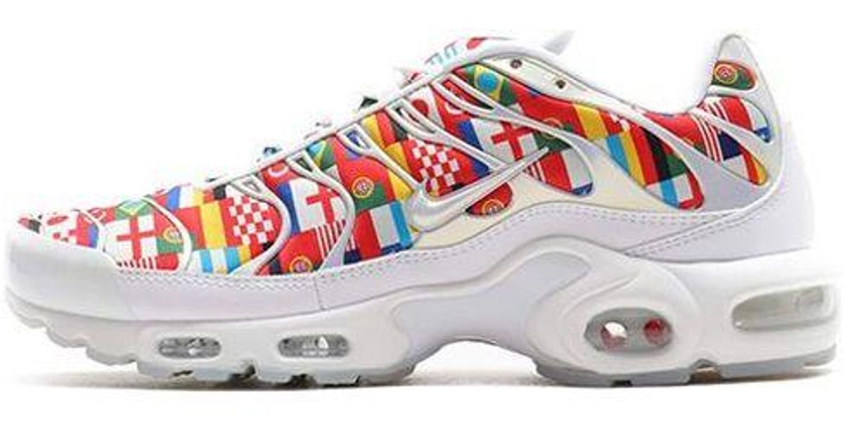 nike tn air max plus international flag