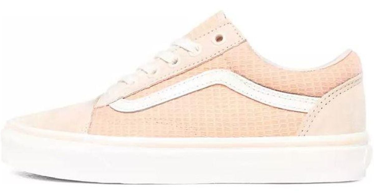 mens pink vans