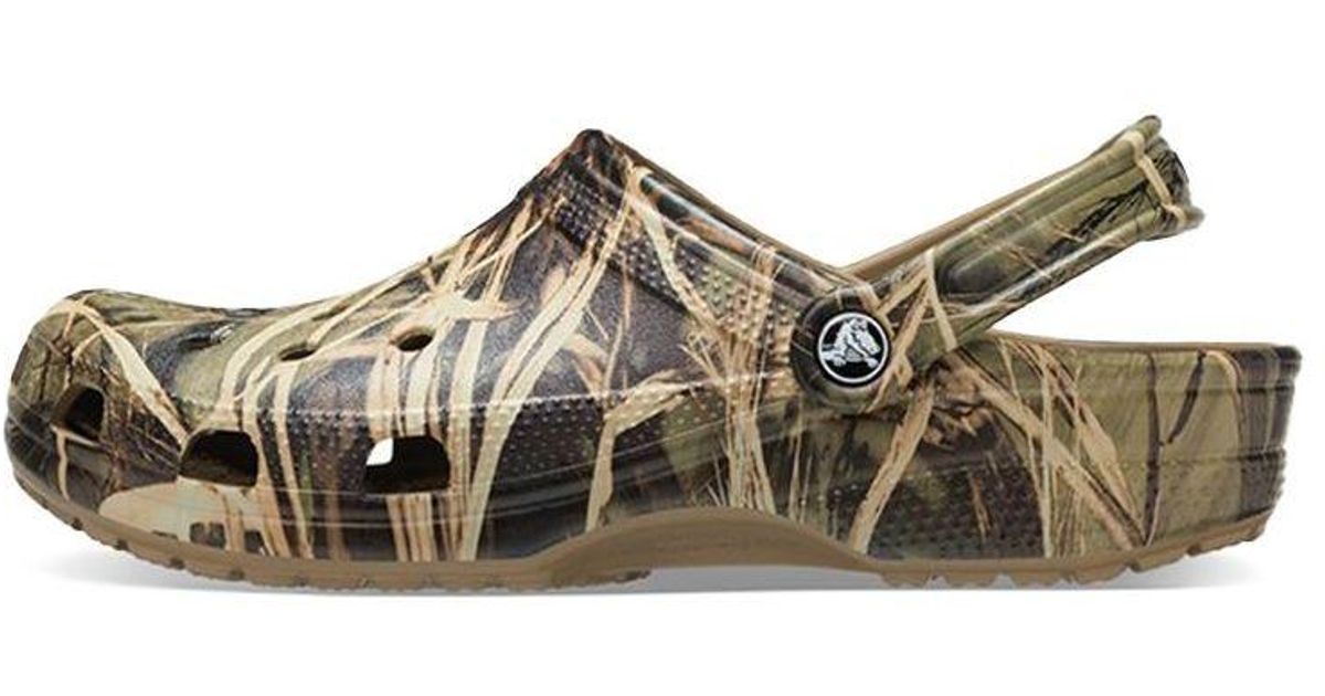 Crocs™ Classic Clog Realtree Beach Camouflage Green Sandals in Brown ...