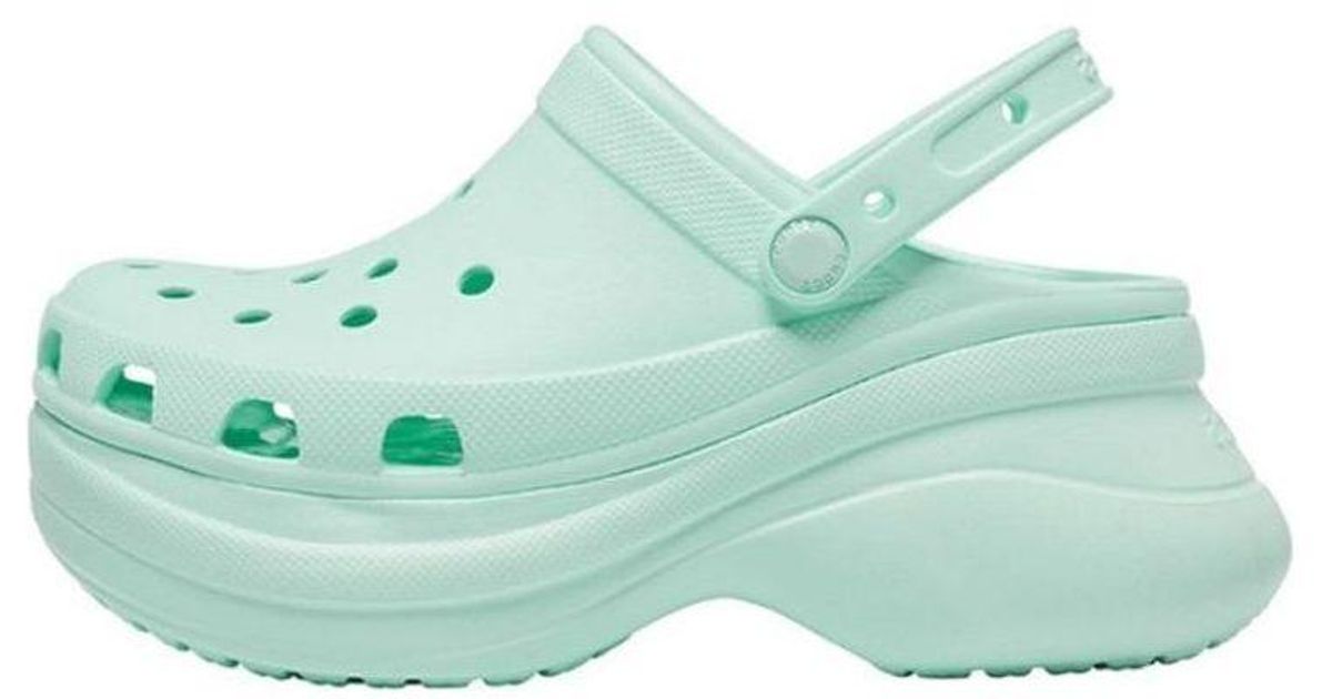 Crocs™ (Wmns) Classic Clog Retro Thick Sole Sandals Mint in Green | Lyst