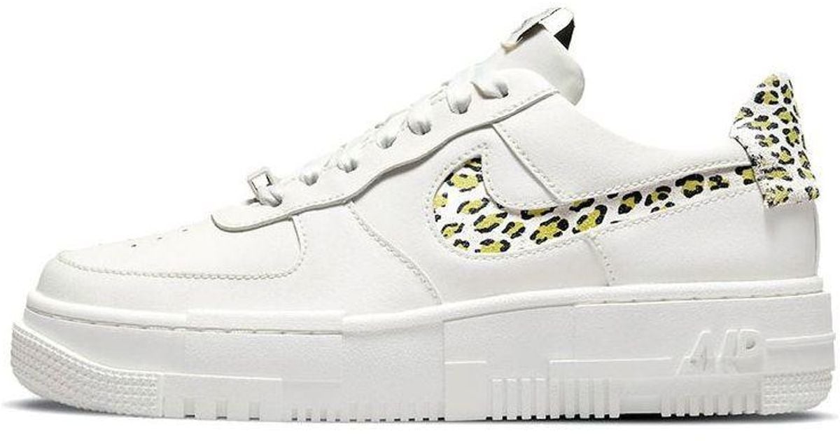 Oude man ga zo door deadline Nike Air Force 1 Pixel Se 'leopard' in White | Lyst