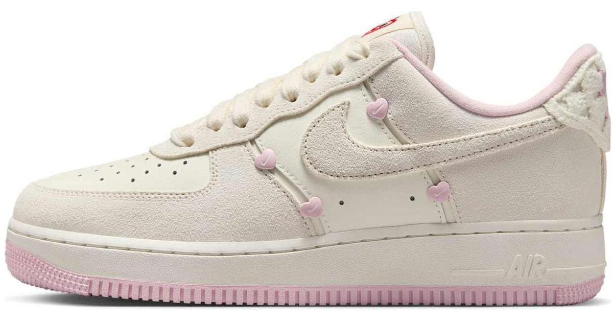 Nike (Wmns) Air Force 1 Low 'Valentine's Day' 2025 in White