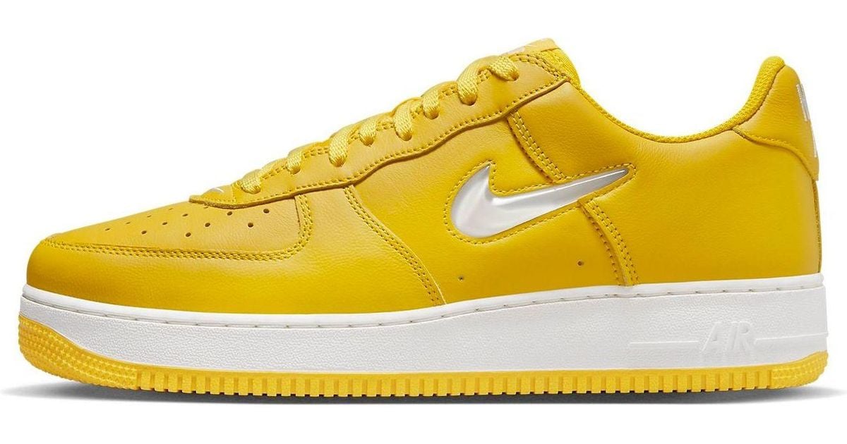 Nike yellow af1 hotsell