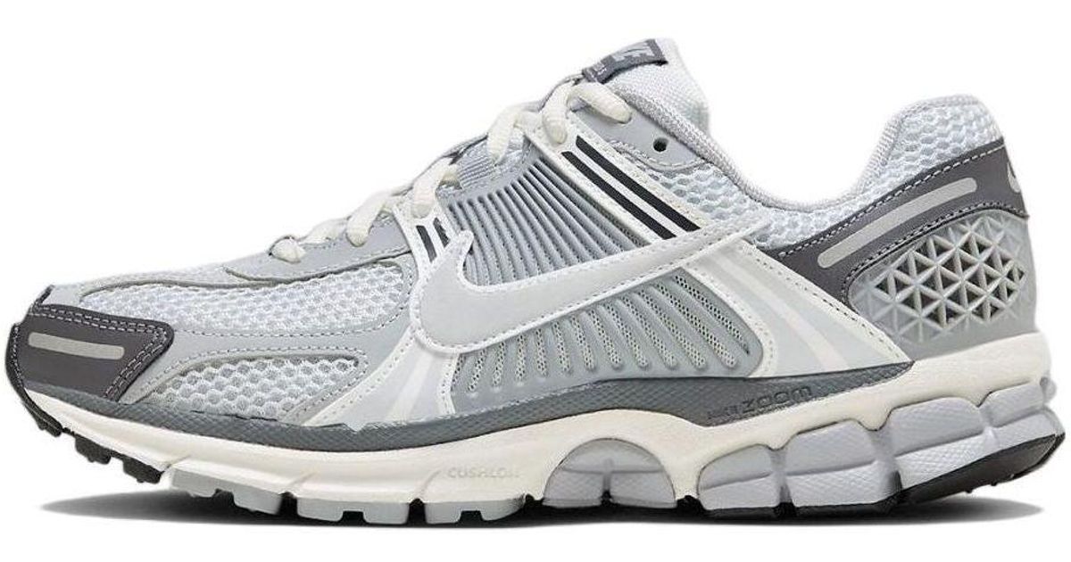 Nike Air Zoom Vomero 5 in White | Lyst