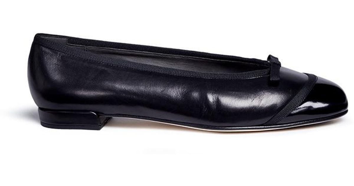 stuart weitzman capture leather ballet flats