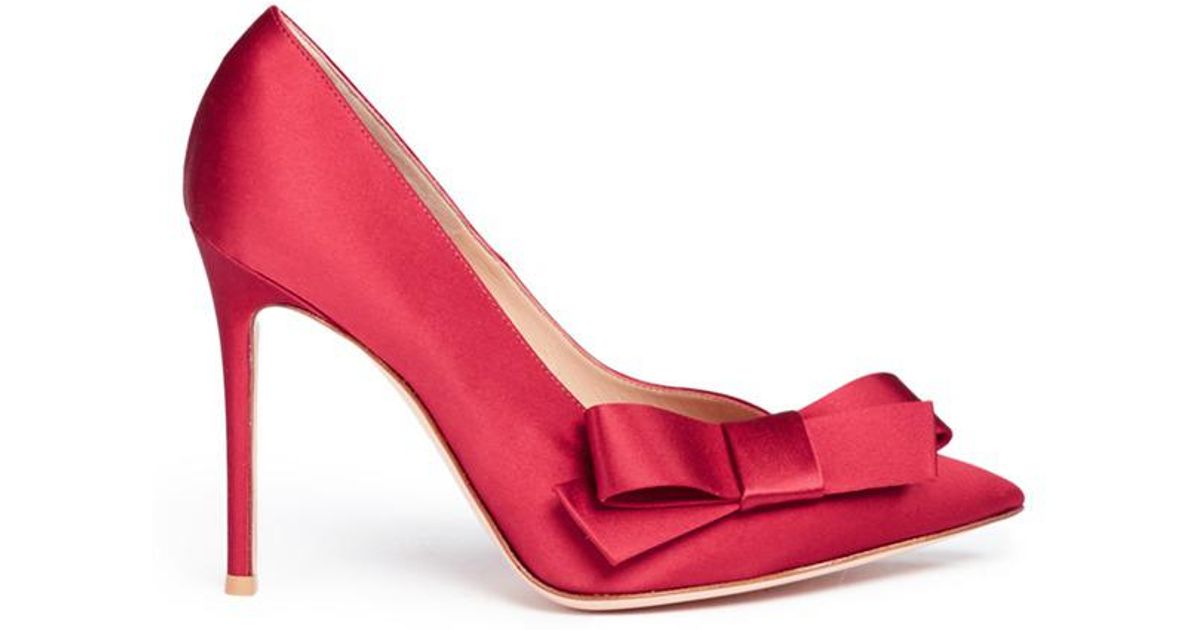 gianvito rossi satin pumps