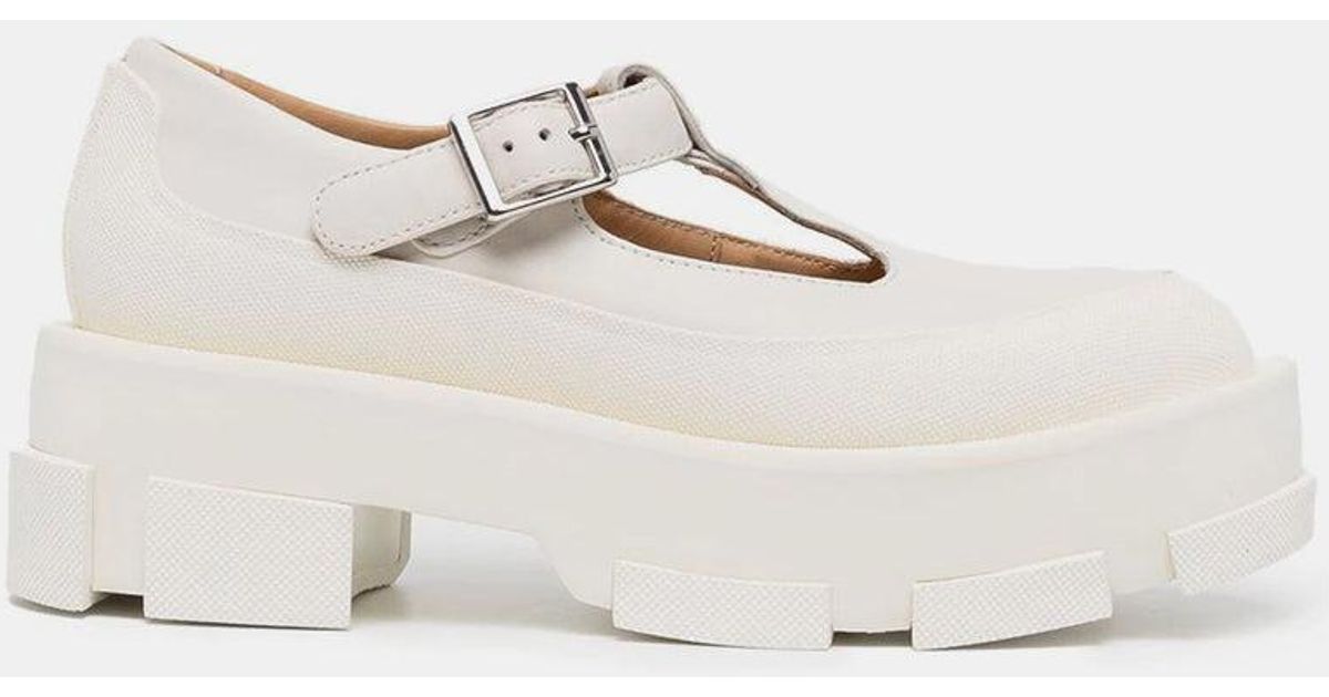 Jelly white sandals / Mary Janes | Girls white sandals, White sandals, Navy shoes