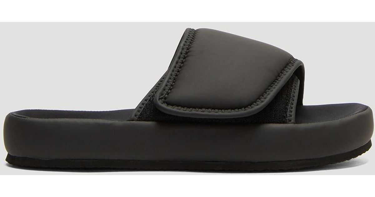 Yeezy Bulky Sandals in Black for Men | Lyst
