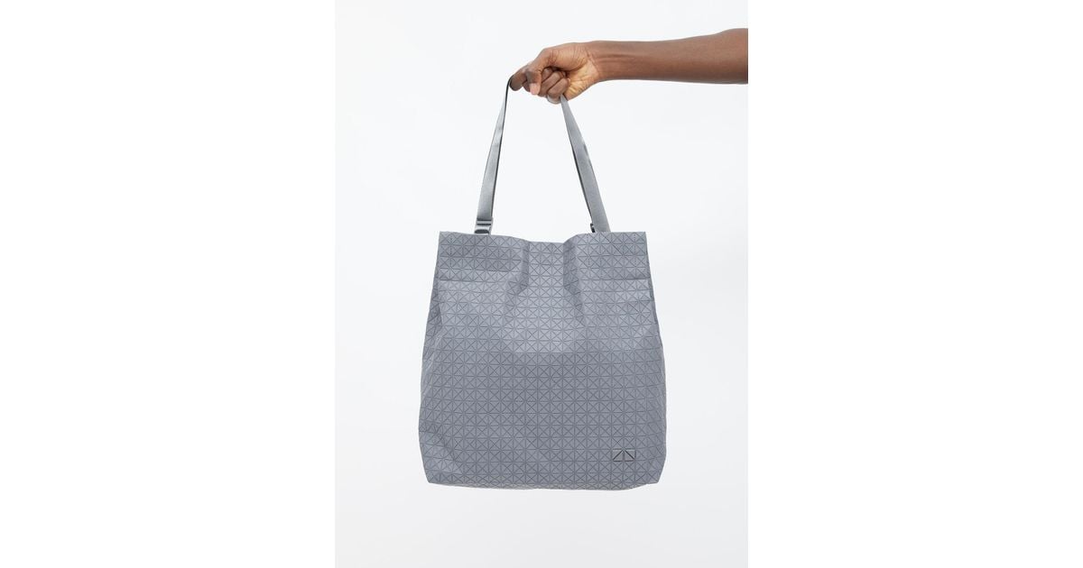 Bao Bao Issey Miyake Cart S One-tone Tote Bag in Gray for Men | Lyst