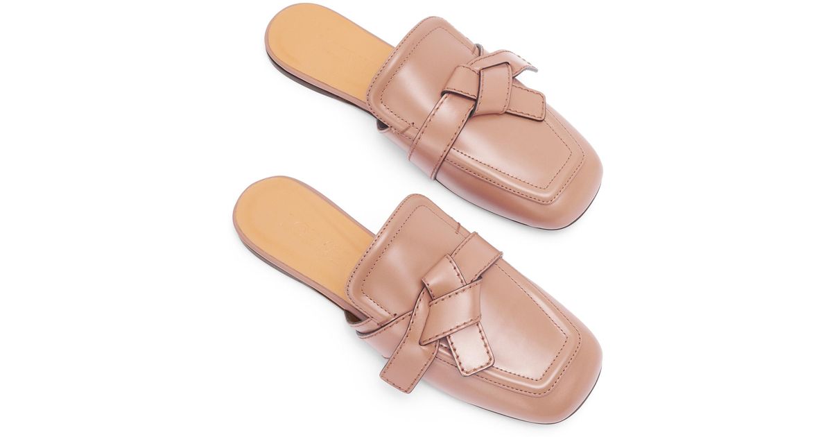 Loewe Leather Luxury Gate Flat Mule In Calfskin For Women in Dark Blush (Pink) - Lyst