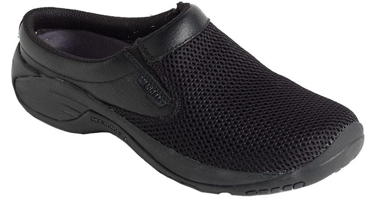 Merrell Encore Bypass Leather Clogs in Black for Men - Lyst