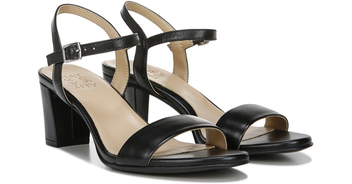 Naturalizer Bristol T-strap Ankle Sandal in Black - Lyst