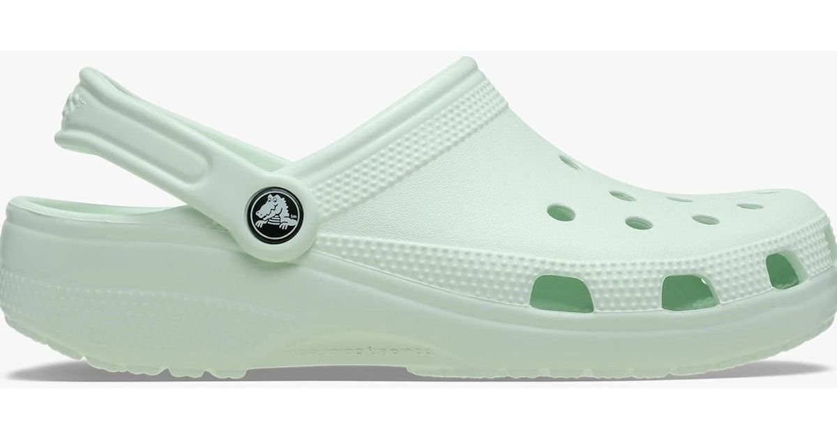 Crocs™ 10001-3Yf Classic Clogs Mint Tint in Green | Lyst UK