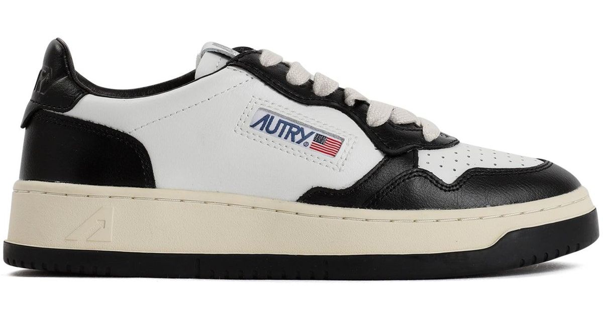 autry medalist black white