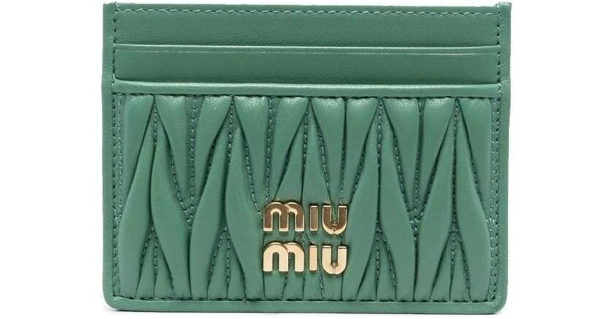 Miu Miu Sage Matelassé Leather Cardholder in Green | Lyst