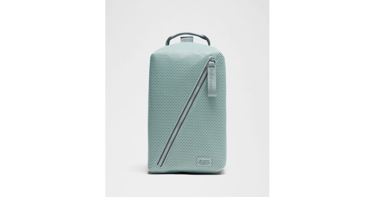 ●lululemon●ファスト トラック 3WAY バッグ 8L ニットメッシュ lululemon Fast Track Bag 8L in Blue | Lyst