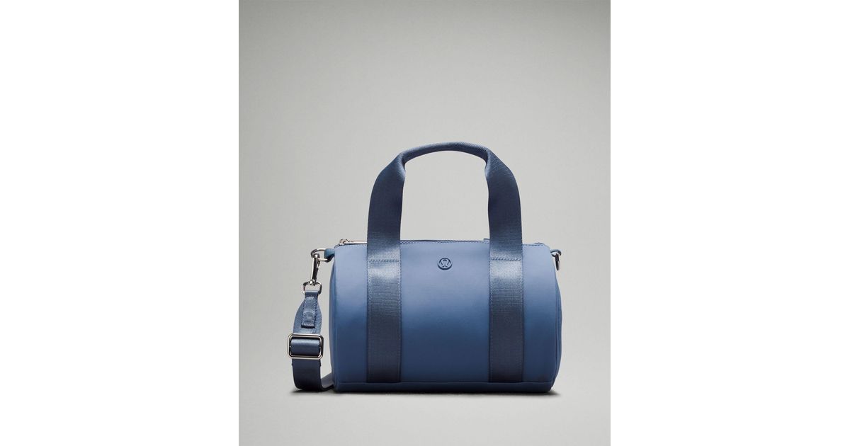 【lululemon】撥水 Knit Nylon Mini Barrel 5L ダッフルバッグ Lululemon Knit Nylon Mini Barrel Duffle Bag 5L - YouTube